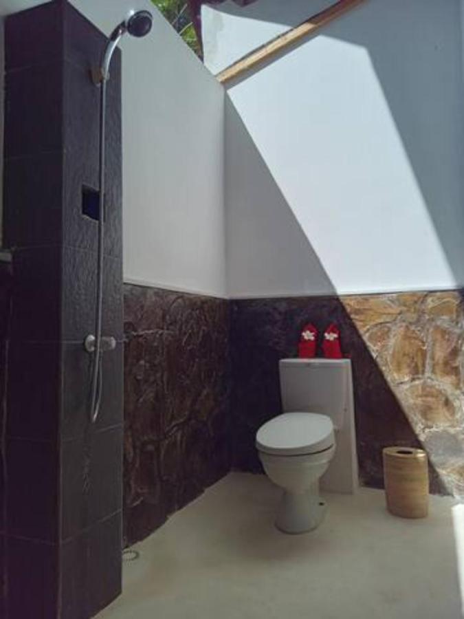 Gili Air Santay Bungalows Ngoại thất bức ảnh